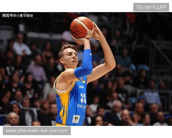 李弘权身体对抗强度 国际赛场适应过程进行中 李弘权身体对抗强度 国际赛场适应过程进行中